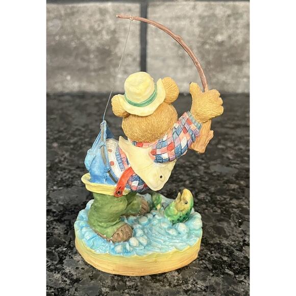 Enesco Moose Creek Crossing “Hooked on Fishing” 1995 Bear with Hook #170437 - Picture 4 of 6